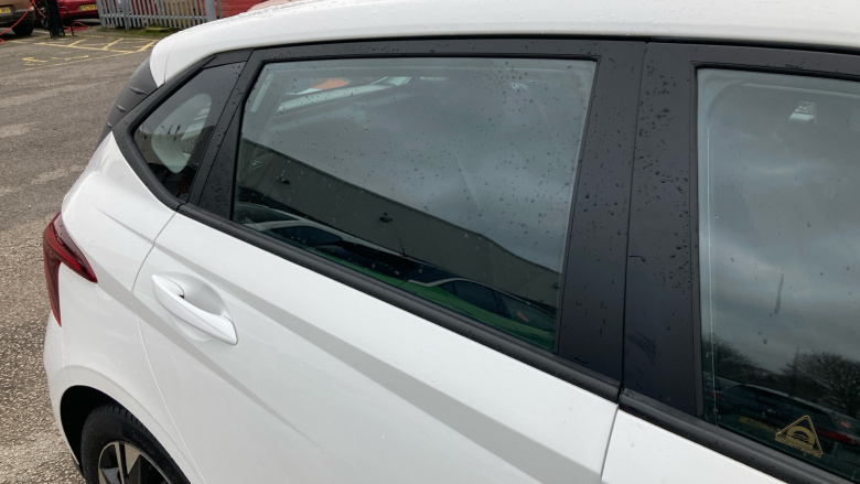 Hyundai i20 1.0T GDi 48V MHD SE Connect 5dr Petrol Hatchback